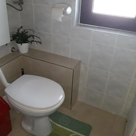 Apartment 125 *