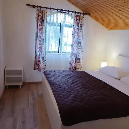125 Apartment *